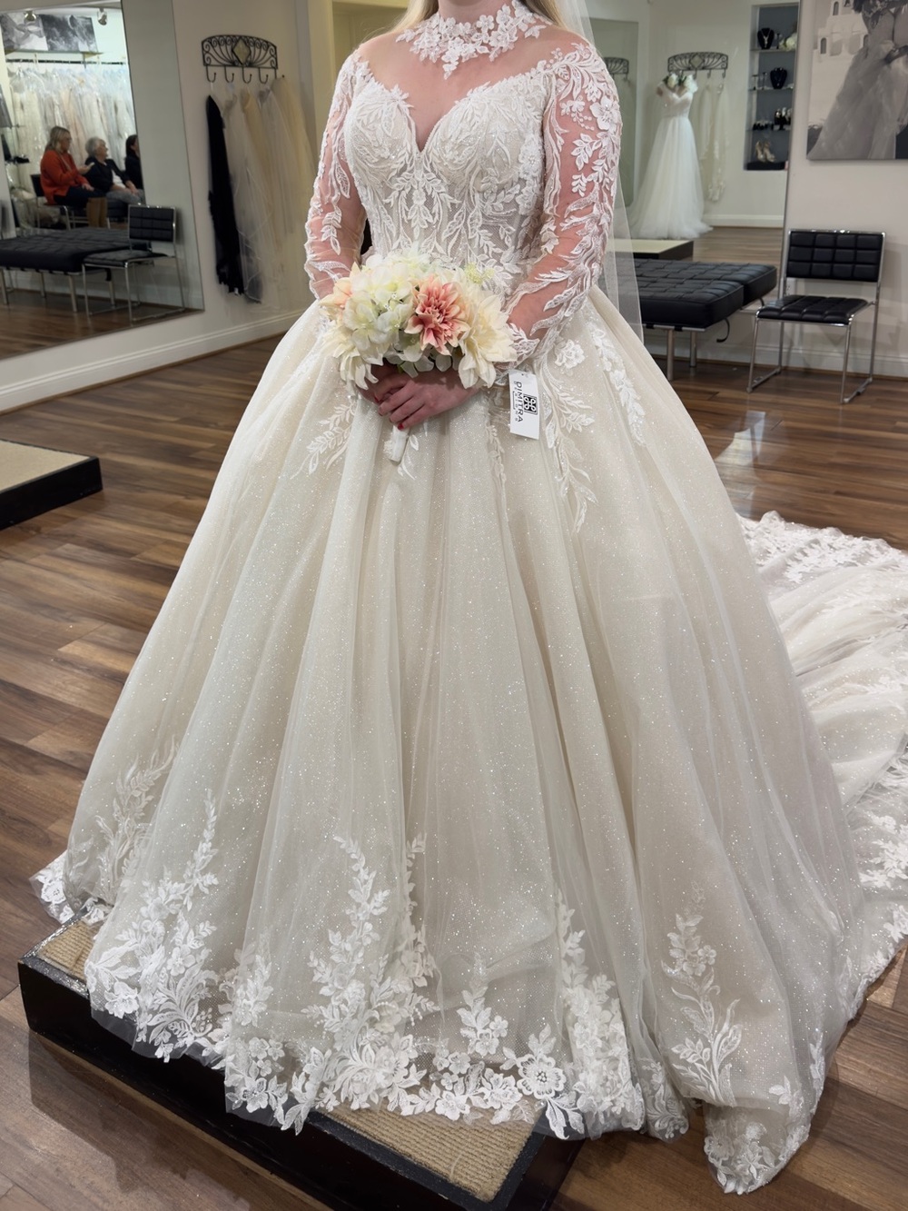 Couture Made In Spain Ivory Lace Ball Gown Wedding Dress Long Illusion Sleeves